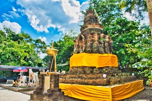 Wat Doi Ngam Muang